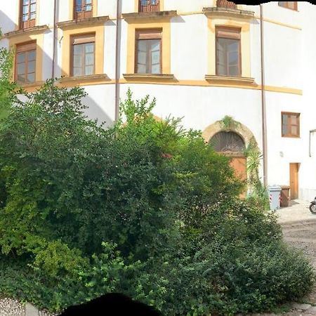 팔레르모 Palazzo Resuttana 아파트 외부 사진