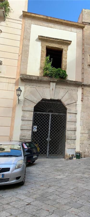 팔레르모 Palazzo Resuttana 아파트 외부 사진